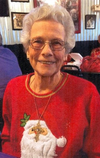 Elaine Ruth Laughlin - Photo 2