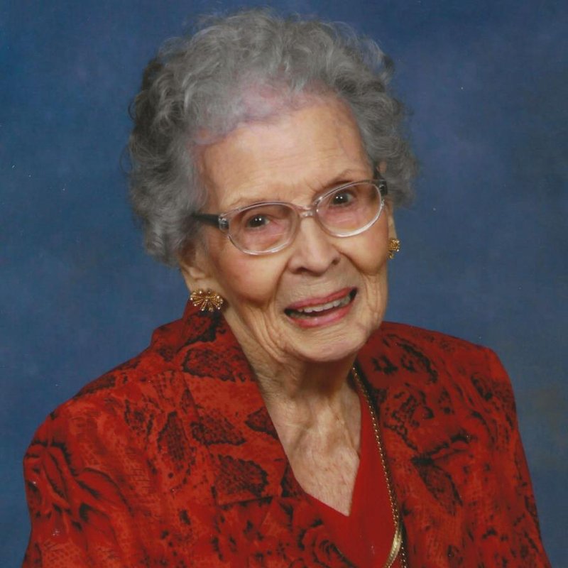 Beatrice Crawford - Photo 2