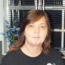 Carolyn Perkins - Photo 2