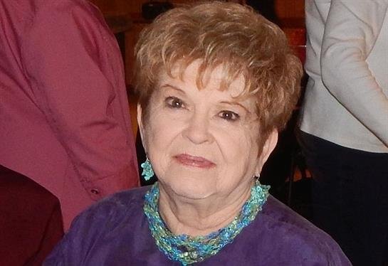 Lynn Begnaud - Photo 2