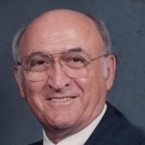 J. D. Guarnere - Photo 2