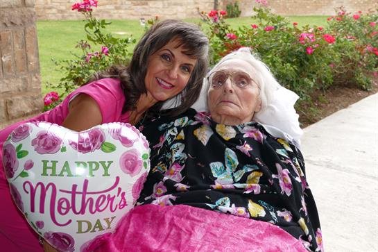 Janine Celeste Romero - Photo 4