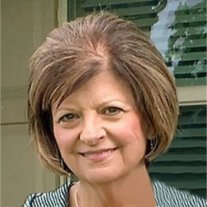 Chloe Moerbe Clark - Photo 3