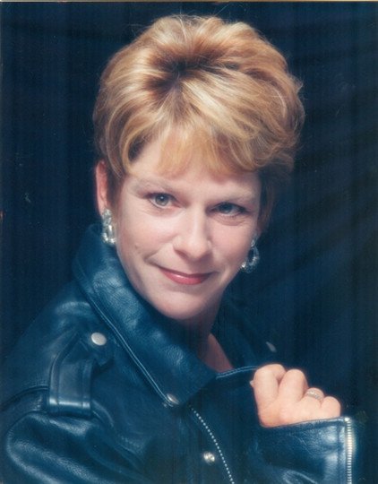 Angela Gay Adams - Photo 2