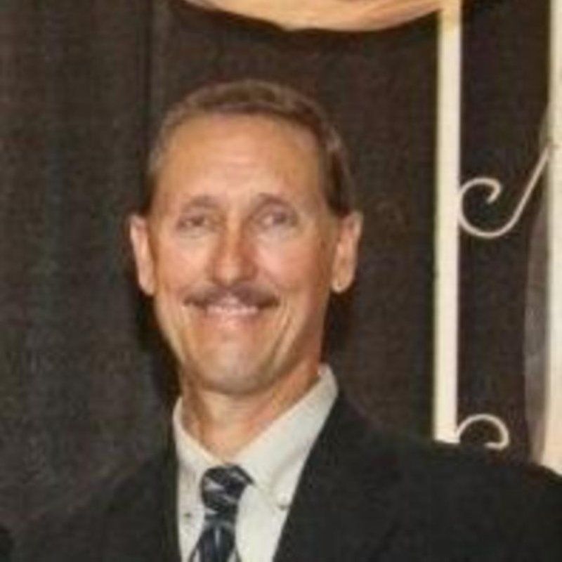 Kevin R Harlow - Photo 2