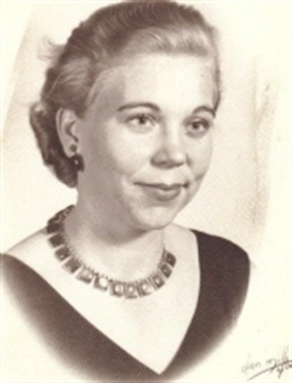 Lola "Belle" Sparrow - Photo 2