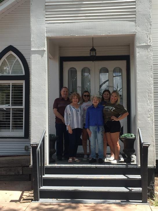 Mary Hagens - Photo 3