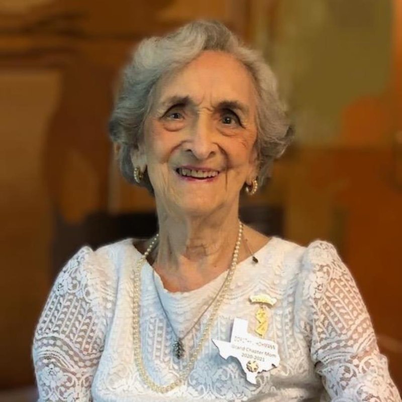 Dorothy Hohmann - Photo 2