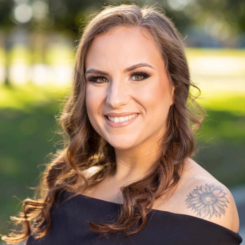 Courtney Lynn Ledezma - Photo 2