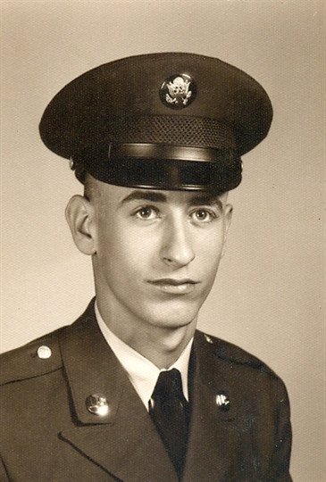 Michael James Elliot - Photo 3