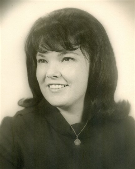 D. Gayle Swearingen - Photo 2